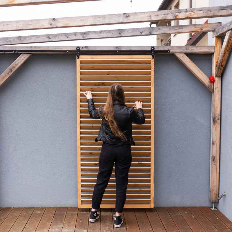 Rail pour brise-soleil