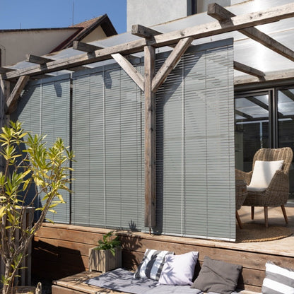 Store enrouleur en bois pour pergola - Gris